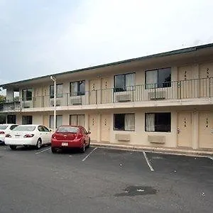Rodeway Hotel